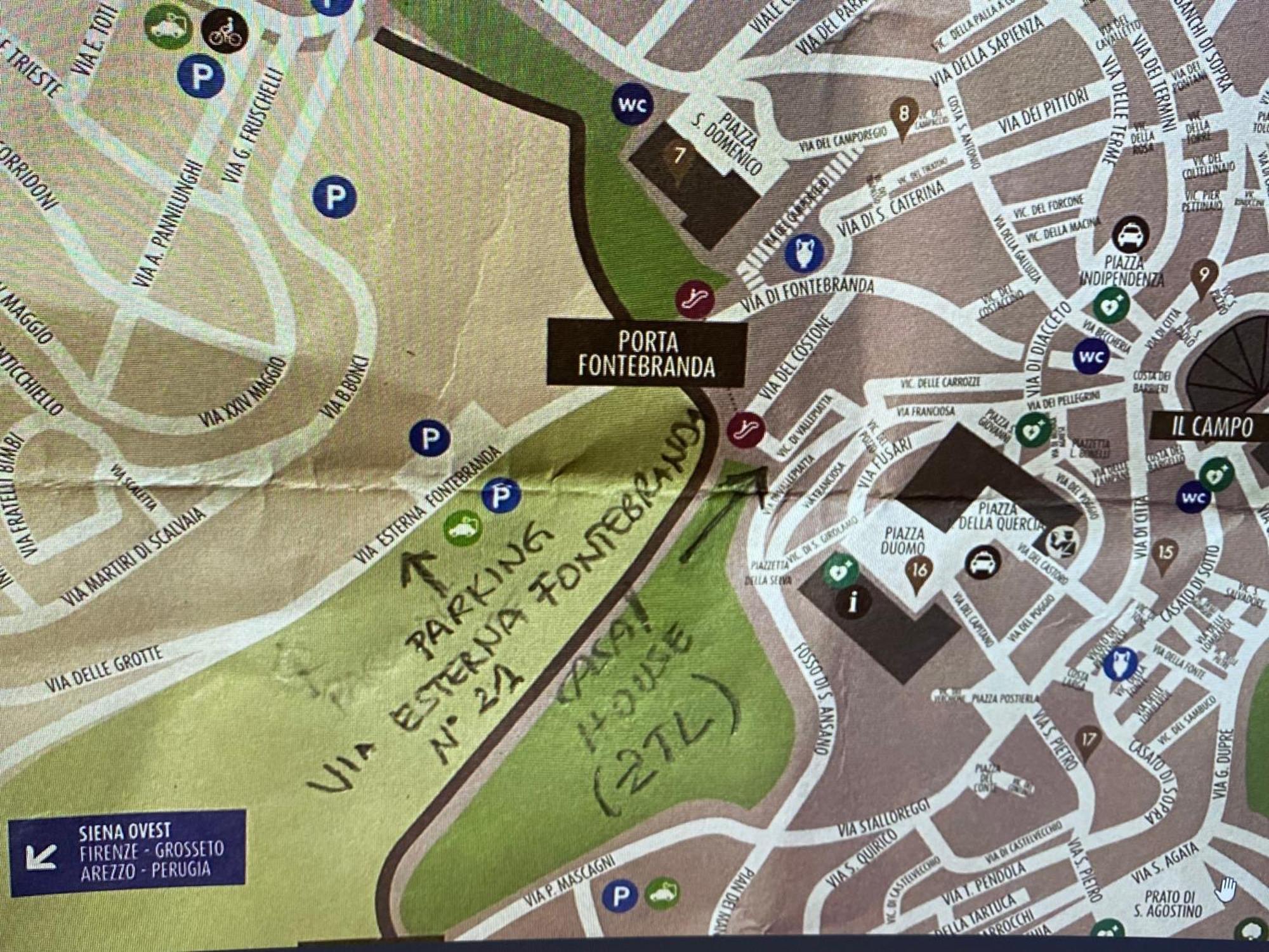 Loft Vicolo Di Vallepiatta 2 Min Piazza Del Campo Con Parcheggio سيينا المظهر الخارجي الصورة